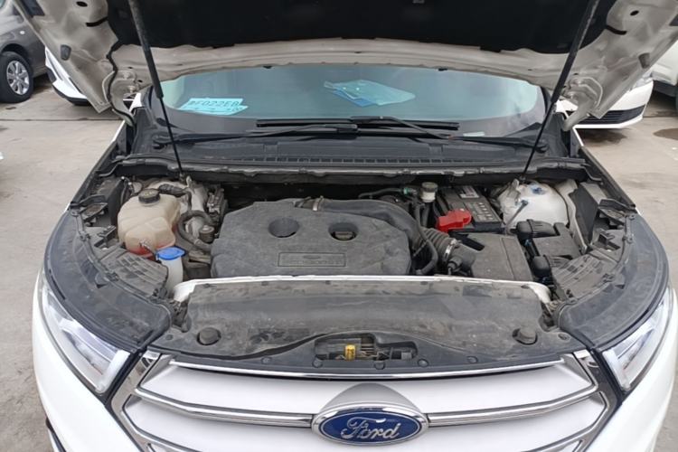Used Ford Edge 2016 EcoBoost 245 Two-Wheel-Drive Titanium 5-Seater Engine Bay