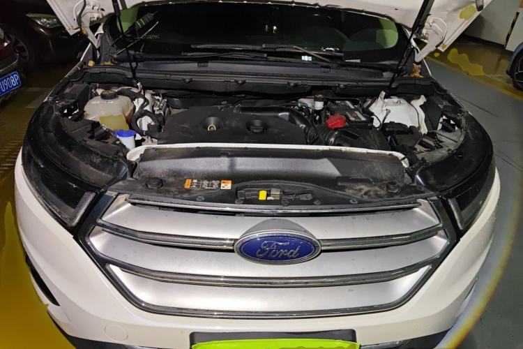 Used Ford Edge 2016 EcoBoost 245 Two-Wheel-Drive Titanium 7-Seater Engine Bay