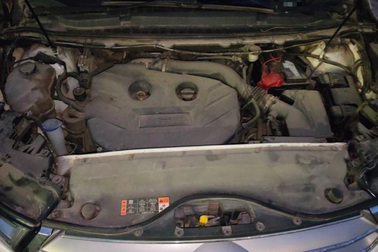Used Ford Edge 2016 EcoBoost 245 Four-Wheel Drive Titanium 7-Seater Engine Bay