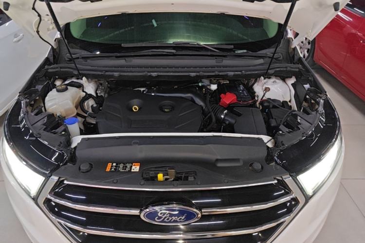 Used Ford Edge 2016 EcoBoost 245 Two-Wheel-Drive Titanium 7-Seater Engine Bay