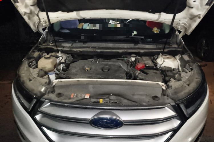 Used Ford Edge 2016 EcoBoost 245 Two-Wheel-Drive Titanium 7-Seater Engine Bay