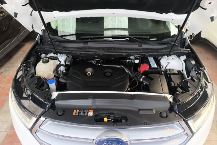 Used Ford Edge 2016 EcoBoost 245 Two-Wheel-Drive Titanium 7-Seater Engine Bay