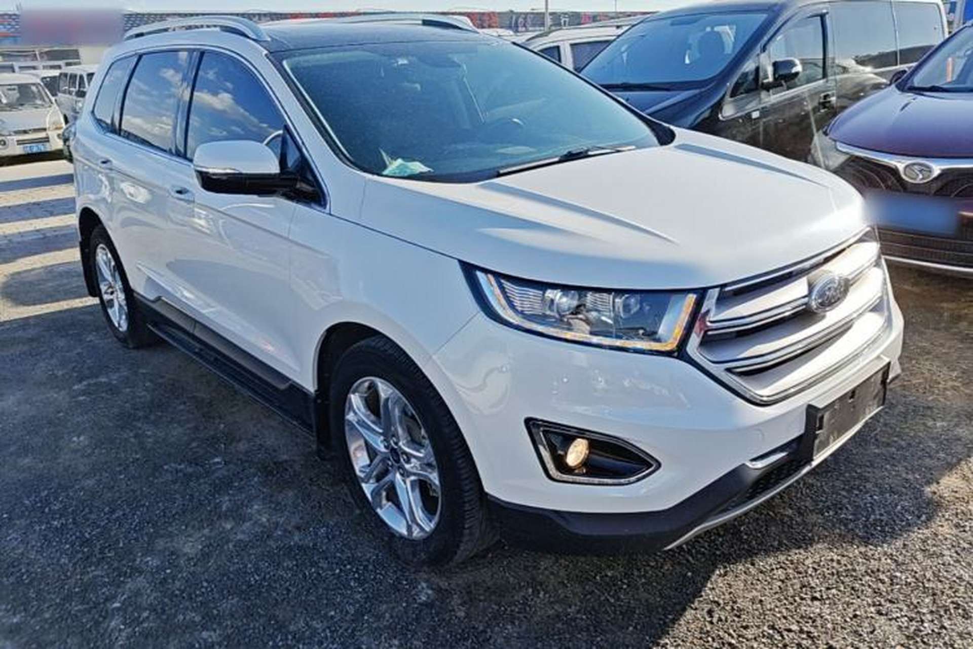 Used Ford Edge 2016 EcoBoost 245 Two-Wheel-Drive Titanium 7-Seater Exterior 1