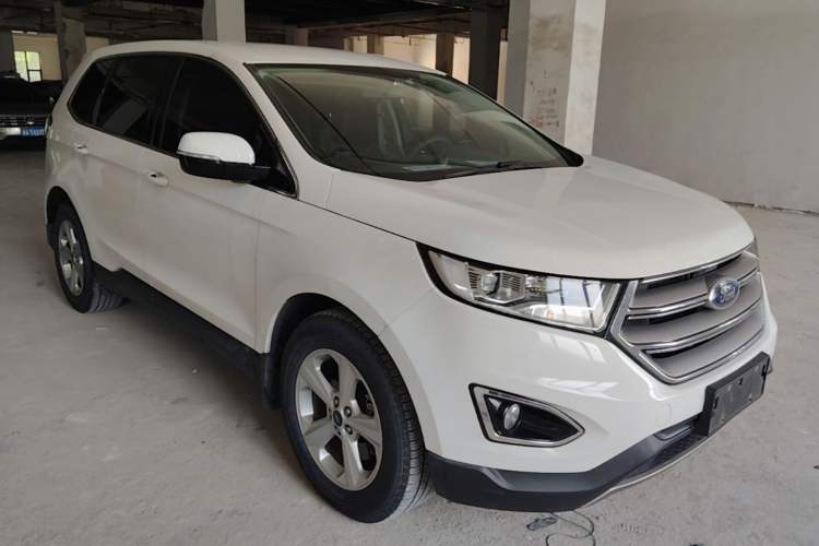Used Ford Edge 2016 EcoBoost 245 Two-Wheel-Drive Titanium 5-Seater Exterior 1