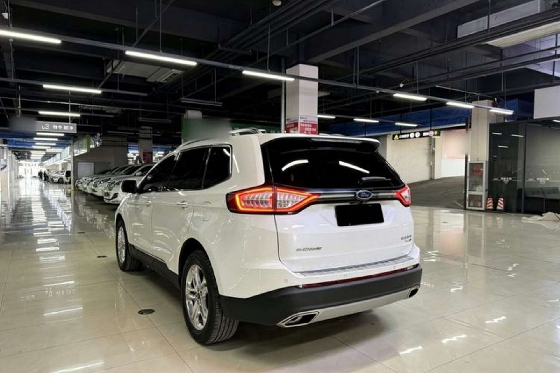 Used Ford Edge 2016 EcoBoost 245 Four-Wheel Drive Titanium Edition 7-Seater Exterior 1