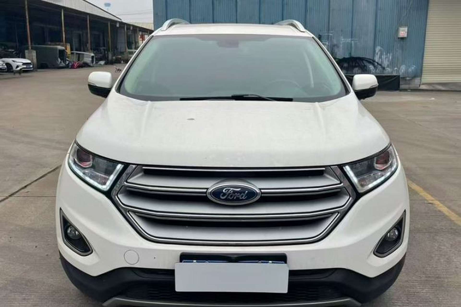 Used Ford Edge 2016 EcoBoost 245 Two-Wheel-Drive Platinum Edition 7-Seater Exterior 1