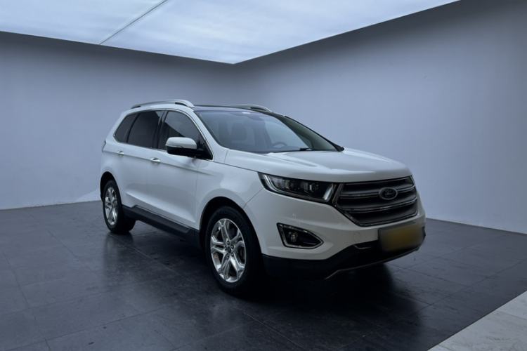 Used Ford Edge 2016 EcoBoost 245 Two-Wheel-Drive Titanium 7-Seater Exterior 10