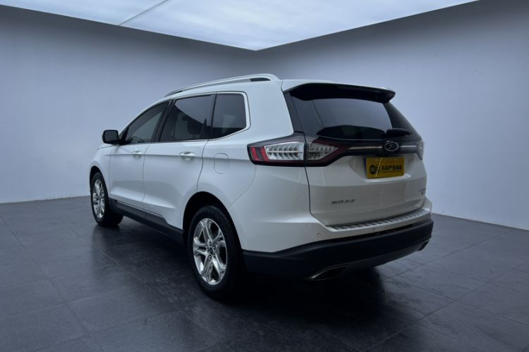Used Ford Edge 2016 EcoBoost 245 Two-Wheel-Drive Titanium 7-Seater Exterior 11