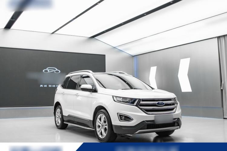 Used Ford Edge 2016 EcoBoost 245 Four-Wheel Drive Titanium Edition 7-Seater Exterior 2