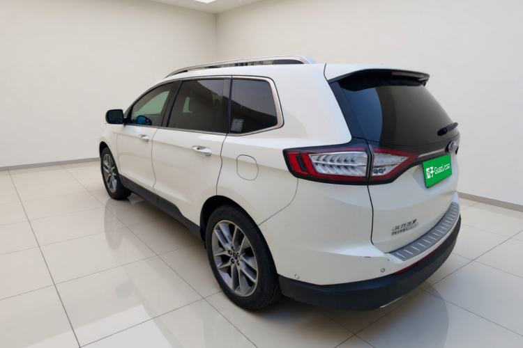 Used Ford Edge 2016 EcoBoost 330 V6 Four-Wheel-Drive Flagship Model with 7 Seats Exterior 2
