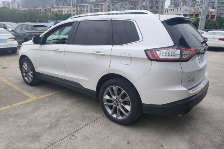 Used Ford Edge 2016 EcoBoost 245 Four-Wheel Drive Titanium 7-Seater Exterior 3
