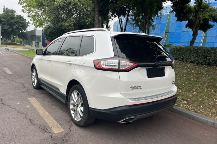 Used Ford Edge 2016 EcoBoost 245 Four-Wheel Drive Titanium 7-Seater Exterior 3