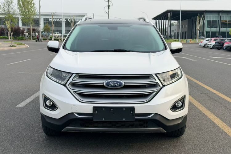 Used Ford Edge 2016 EcoBoost 245 Two-Wheel-Drive Titanium 7-Seater Exterior 3