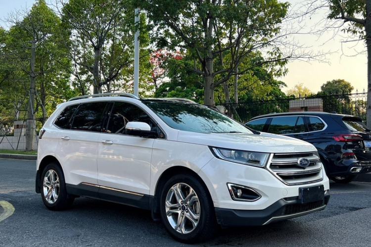 Used Ford Edge 2016 EcoBoost 245 Two-Wheel-Drive Titanium 7-Seater Exterior 3