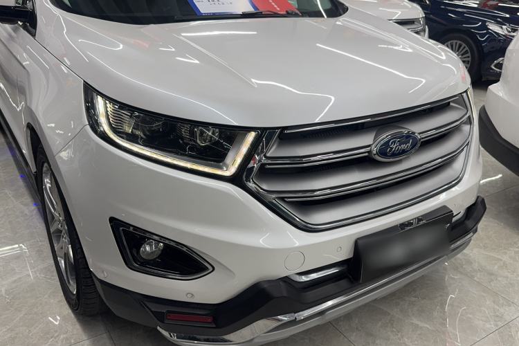 Used Ford Edge 2016 EcoBoost 245 Four-Wheel Drive Titanium 7-Seater Exterior 3