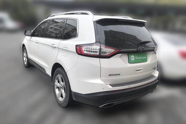 Used Ford Edge 2016 EcoBoost 245 Two-Wheel-Drive Titanium 5-Seater Exterior 3