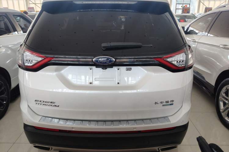Used Ford Edge 2016 EcoBoost 245 Four-Wheel Drive Titanium 7-Seater Exterior 4