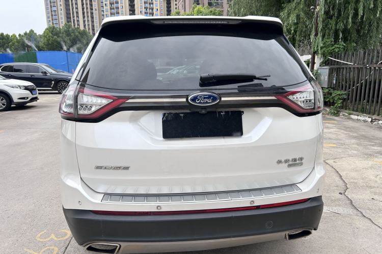Used Ford Edge 2016 EcoBoost 245 Two-Wheel-Drive Titanium 7-Seater Exterior 4