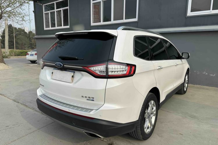 Used Ford Edge 2016 EcoBoost 245 Four-Wheel Drive Titanium Edition 7-Seater Exterior 5