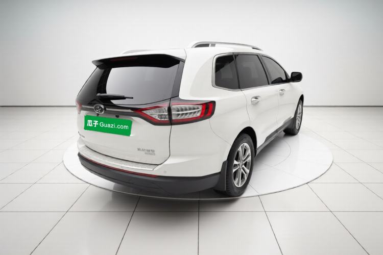 Used Ford Edge 2016 EcoBoost 245 Two-Wheel-Drive Titanium 7-Seater Exterior 5