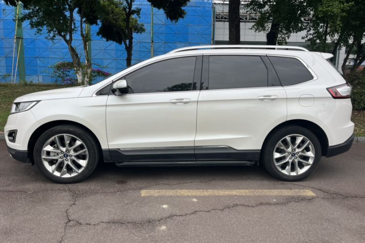 Used Ford Edge 2016 EcoBoost 245 Four-Wheel Drive Titanium 7-Seater Exterior 6