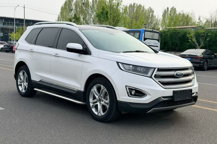 Used Ford Edge 2016 EcoBoost 245 Two-Wheel-Drive Titanium 7-Seater Exterior 6