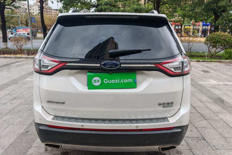Used Ford Edge 2016 EcoBoost 245 Two-Wheel-Drive Titanium 7-Seater Exterior 6