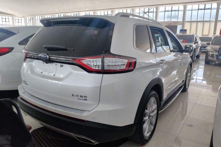 Used Ford Edge 2016 EcoBoost 245 Four-Wheel Drive Titanium 7-Seater Exterior 6