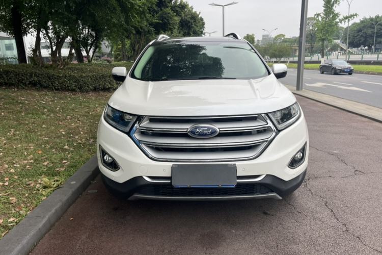 Used Ford Edge 2016 EcoBoost 245 Four-Wheel Drive Titanium 7-Seater Exterior 7