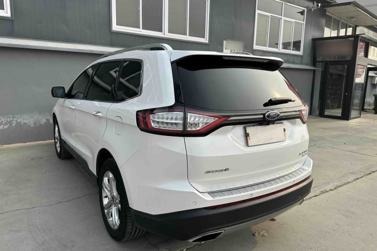 Used Ford Edge 2016 EcoBoost 245 Four-Wheel Drive Titanium Edition 7-Seater Exterior 7