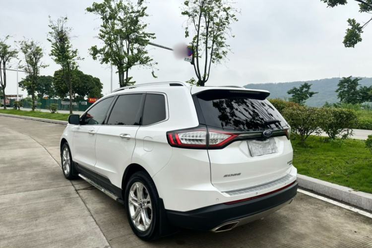 Used Ford Edge 2016 EcoBoost 245 Two-Wheel-Drive Titanium 7-Seater Exterior 7