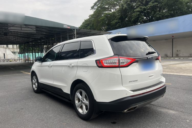 Used Ford Edge 2016 EcoBoost 245 Two-Wheel-Drive Titanium 5-Seater Exterior 7