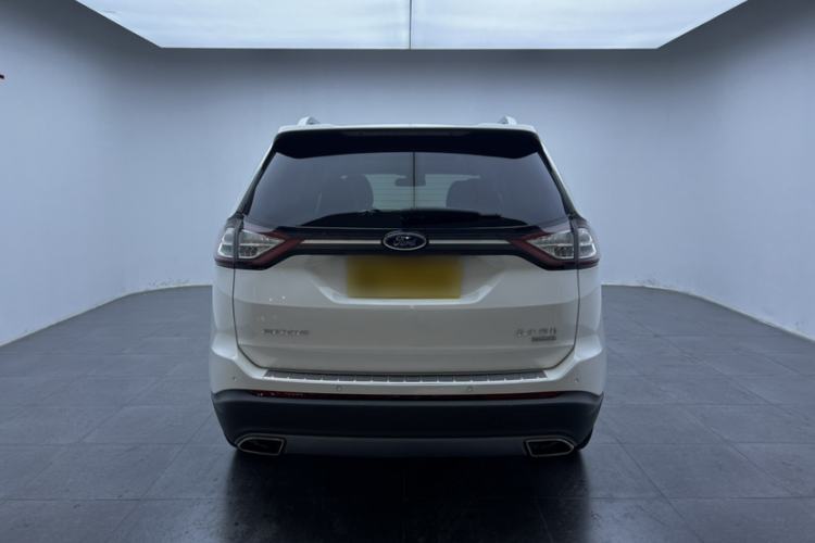 Used Ford Edge 2016 EcoBoost 245 Two-Wheel-Drive Titanium 7-Seater Exterior 8
