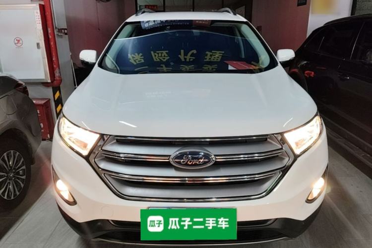 Used Ford Edge 2016 EcoBoost 245 Two-Wheel-Drive Platinum Edition 7-Seater Front