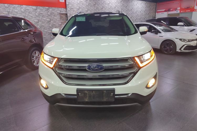 Used Ford Edge 2016 EcoBoost 245 Two-Wheel-Drive Titanium 7-Seater Front
