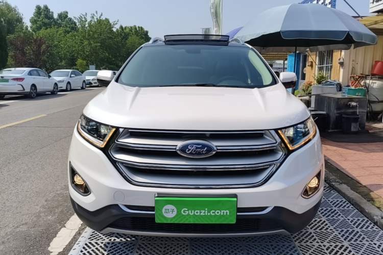 Used Ford Edge 2016 EcoBoost 245 Two-Wheel-Drive Titanium 7-Seater Front