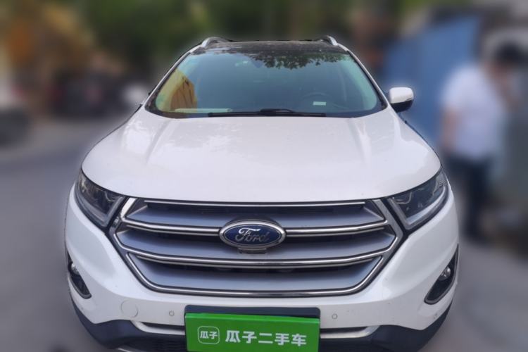 Used Ford Edge 2016 EcoBoost 330 V6 Four-Wheel-Drive Flagship Model with 7 Seats Front