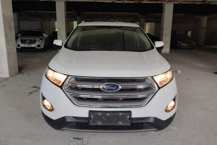 Used Ford Edge 2016 EcoBoost 245 Two-Wheel-Drive Titanium 5-Seater Front