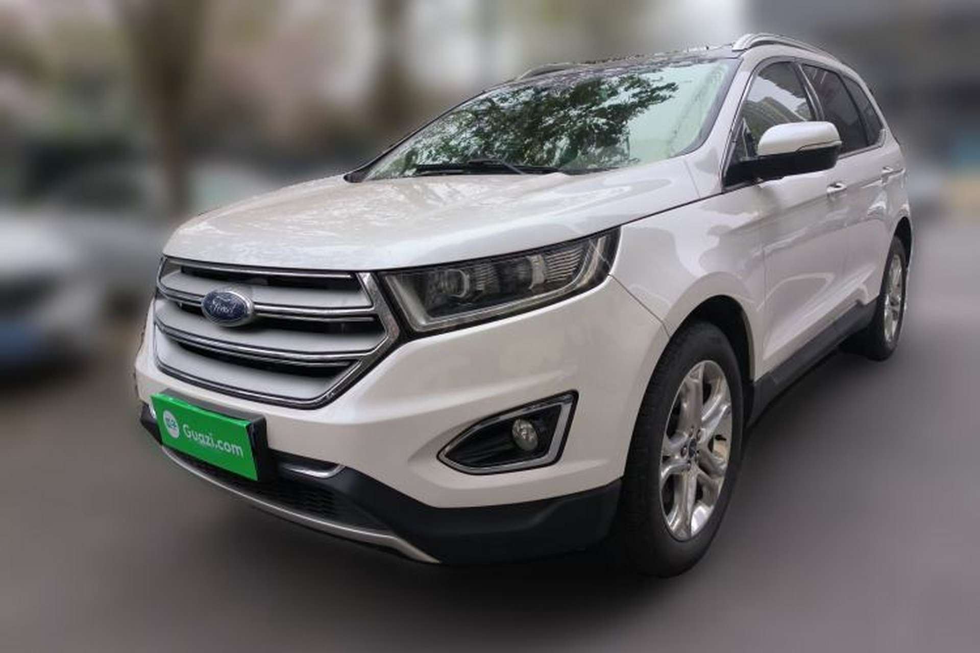 Used Ford Edge 2016 EcoBoost 245 Two-Wheel-Drive Titanium 7-Seater Front Left 45 Deg
