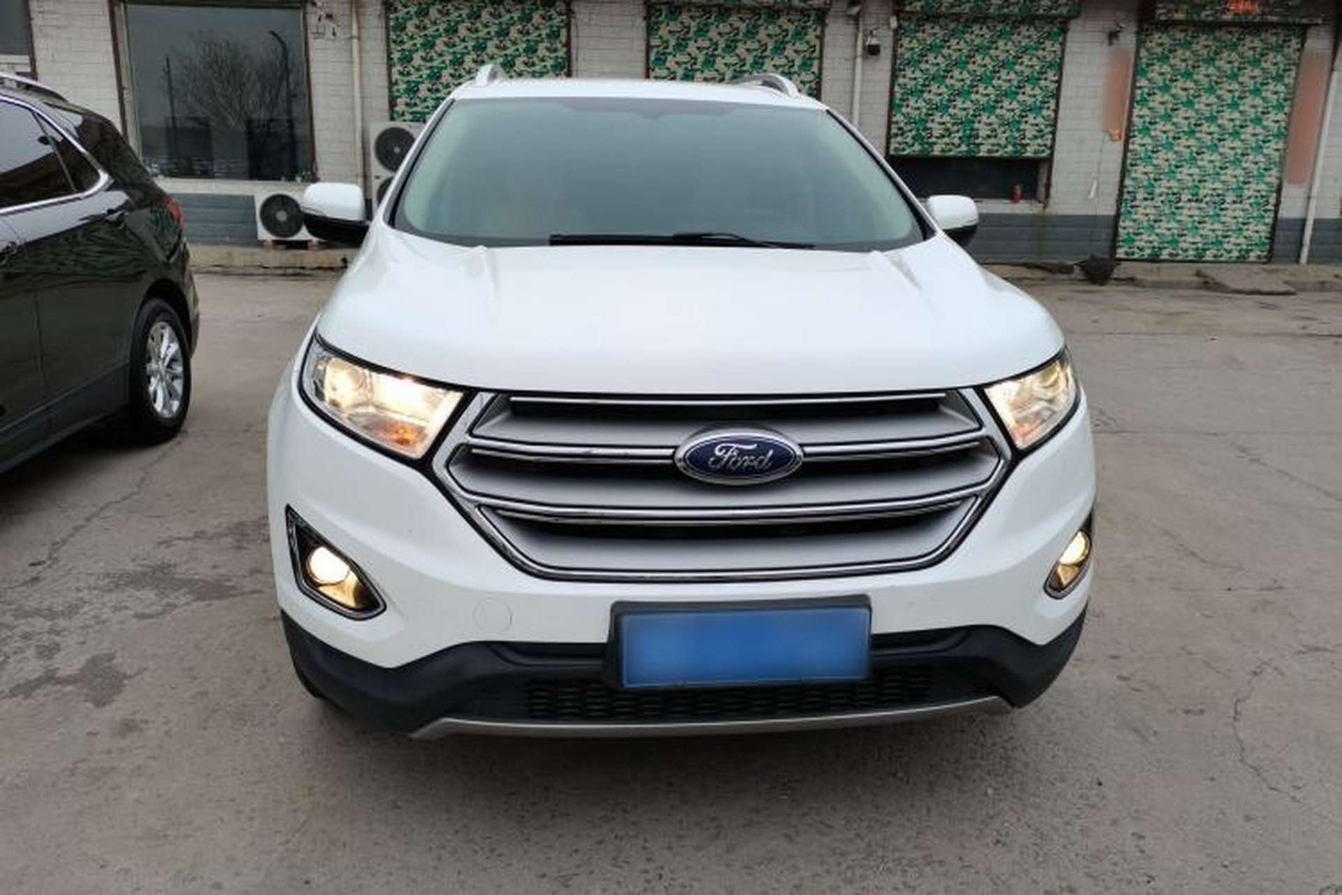Used Ford Edge 2016 EcoBoost 245 Two-Wheel-Drive Titanium 5-Seater Front
