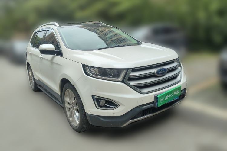 Used Ford Edge 2016 EcoBoost 245 Four-Wheel Drive Titanium 7-Seater Front Right 45 Deg