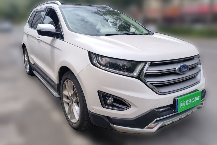 Used Ford Edge 2016 EcoBoost 245 Four-Wheel Drive Titanium 7-Seater Front Right 45 Deg