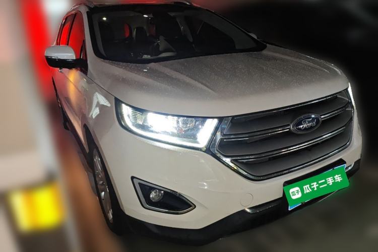 Used Ford Edge 2016 EcoBoost 245 Two-Wheel-Drive Titanium 7-Seater Front Right 45 Deg
