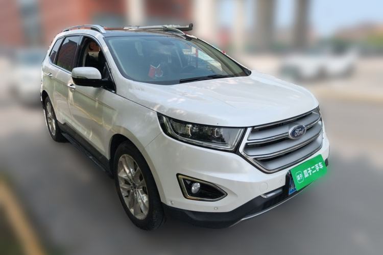 Used Ford Edge 2016 EcoBoost 245 Four-Wheel Drive Titanium 7-Seater Front Right 45 Deg