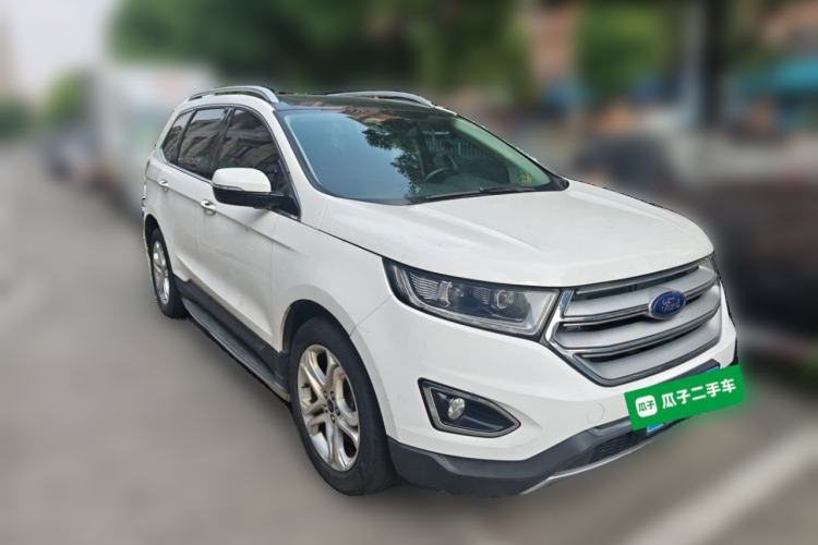 Used Ford Edge 2016 EcoBoost 245 Two-Wheel-Drive Titanium 7-Seater Front Right 45 Deg