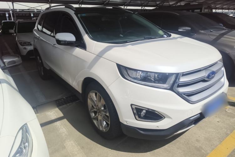 Used Ford Edge 2016 EcoBoost 245 Four-Wheel Drive Titanium 7-Seater Front Right 45 Deg