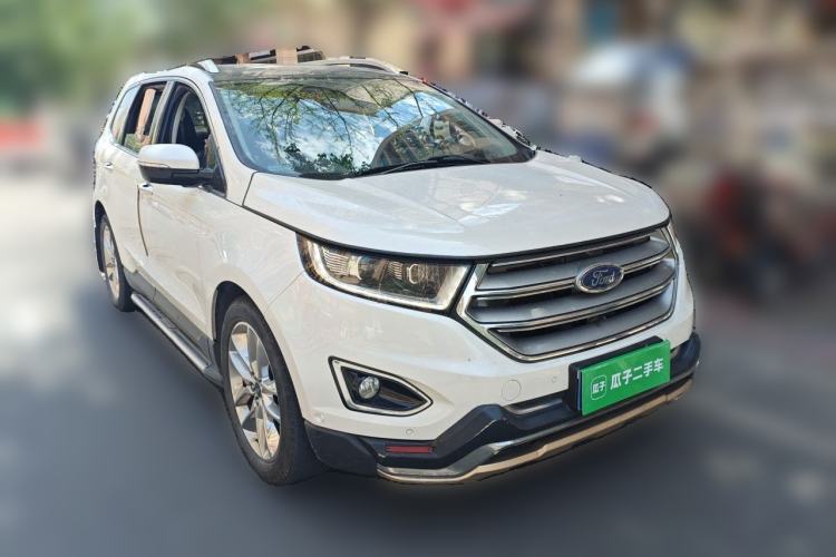 Used Ford Edge 2016 EcoBoost 245 Four-Wheel Drive Titanium 7-Seater Front Right 45 Deg
