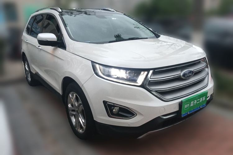 Used Ford Edge 2016 EcoBoost 245 Four-Wheel Drive Titanium Edition 7-Seater Front Right 45 Deg