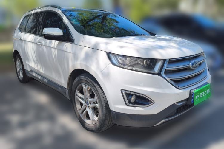 Used Ford Edge 2016 EcoBoost 245 Four-Wheel Drive Titanium Edition 7-Seater Front Right 45 Deg