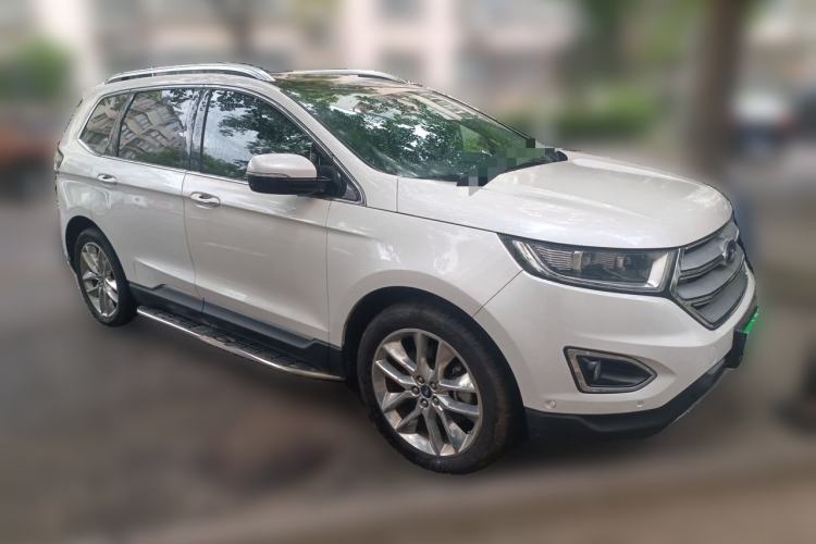 Used Ford Edge 2016 EcoBoost 245 Four-Wheel Drive Titanium 7-Seater Front Right 45 Deg